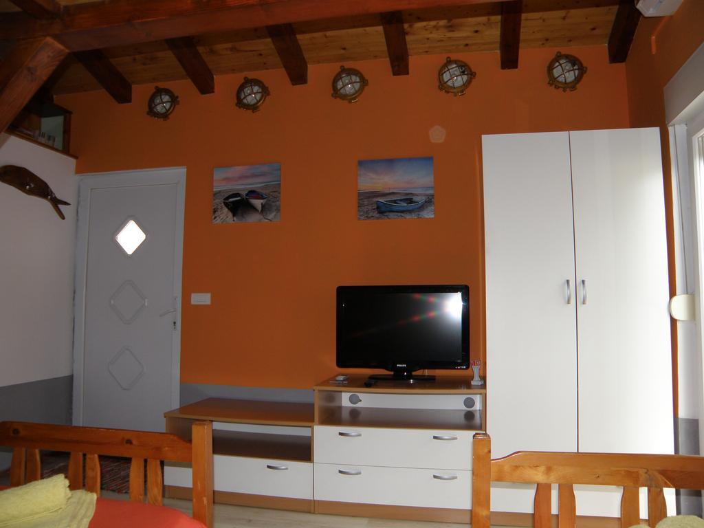 Apartment Lid Omiš Exterior foto